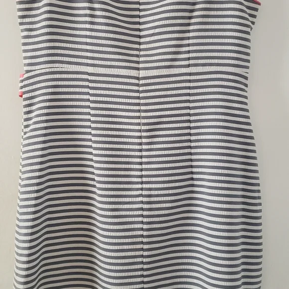 Women sleeveless dress - Picture 3 of 7